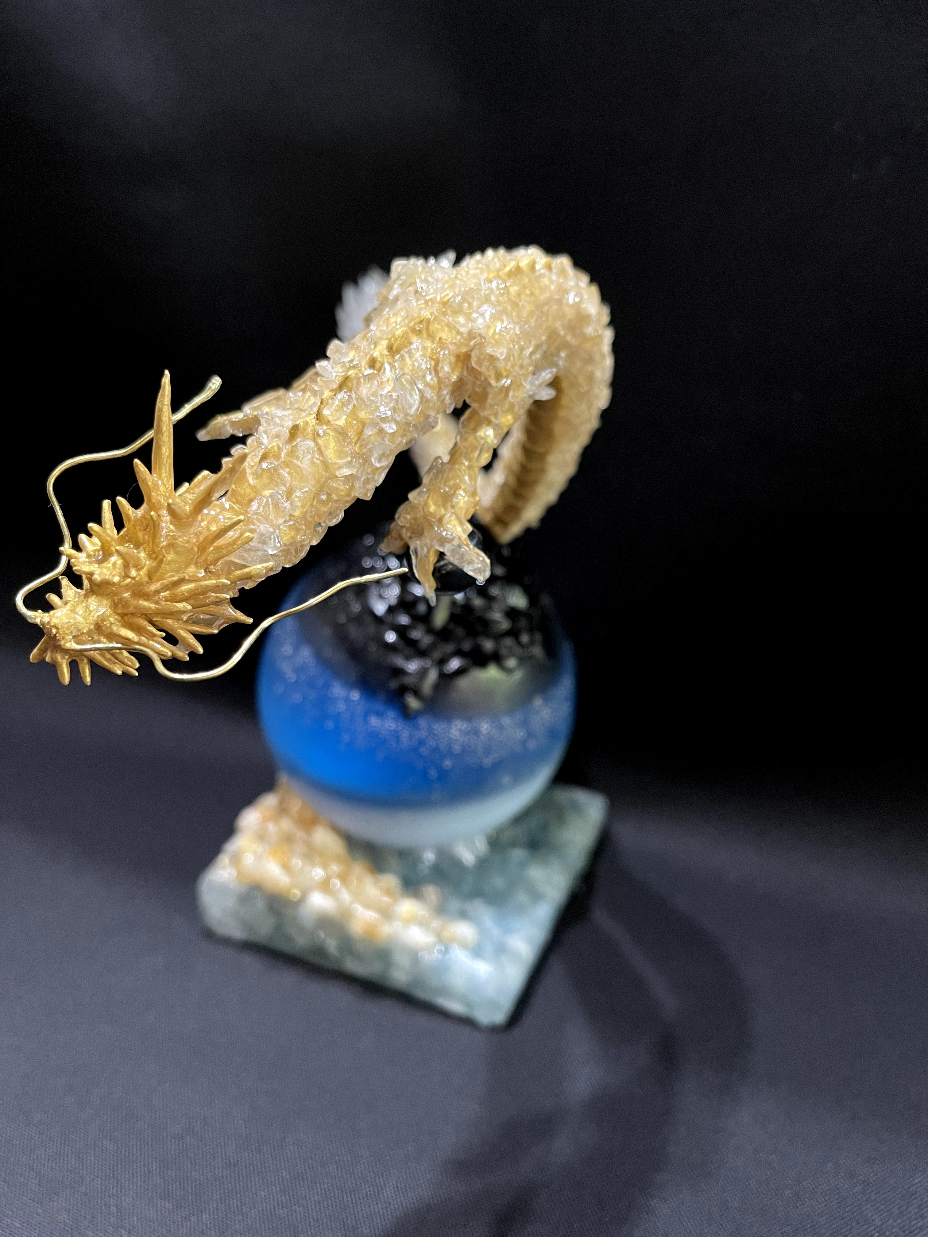 【金龍】強いエネルギーで、豊かさと癒しをもたらす アイキャッチ画像