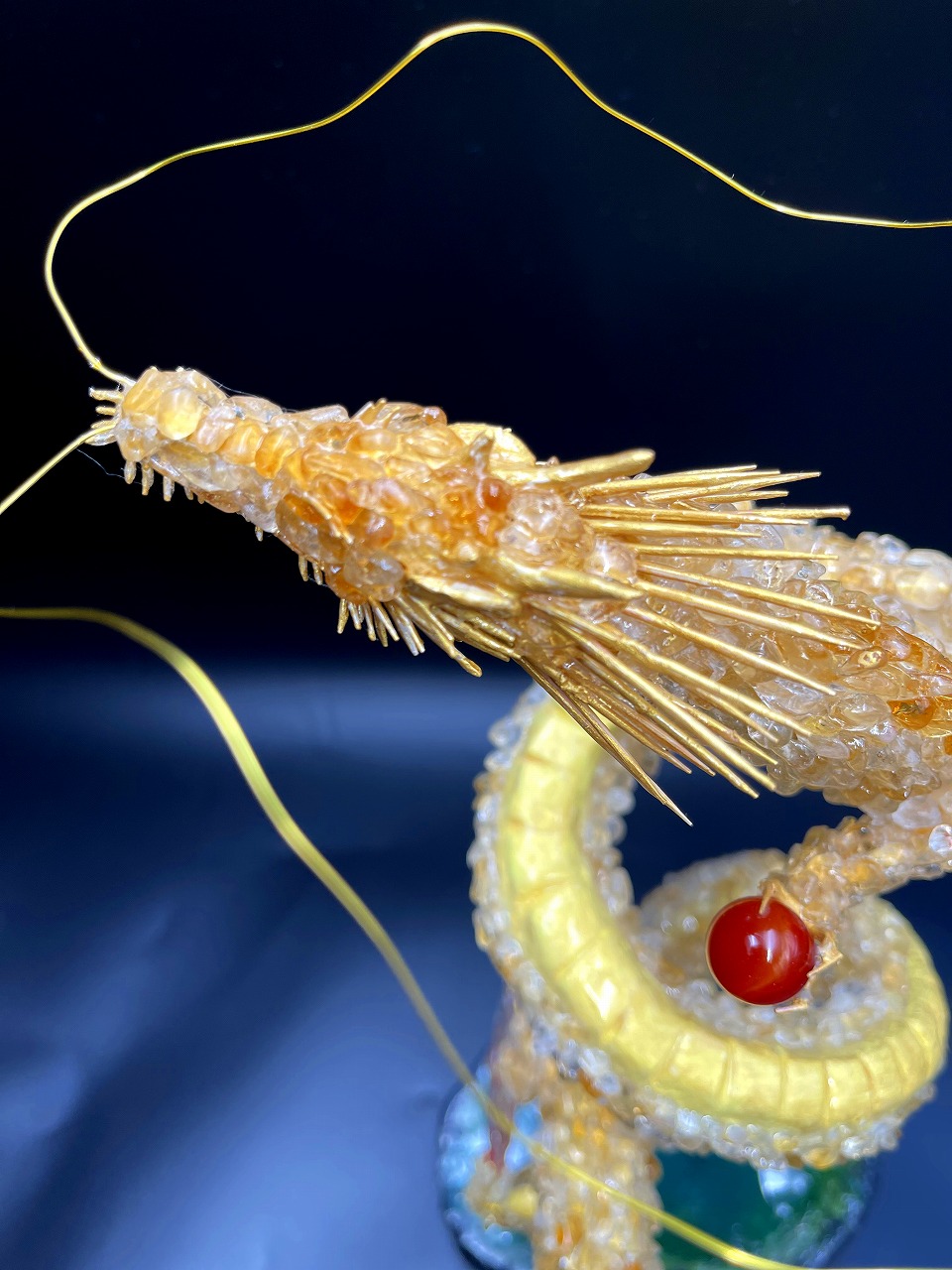 八大龍【金龍】 豊かさと繁栄をもたらす陽光の龍 画像