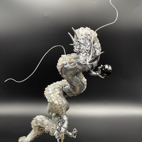 【銀龍】変化の流れに寄り添う、静謐なる導き